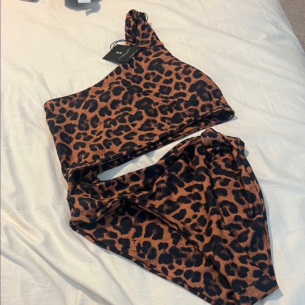 Skatie One-Shoulder Leopard Print One-Piece Swimsuit in Brown and Black